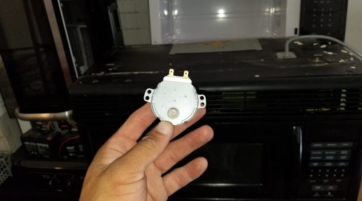 Micro-ondas com Prato que Não Gira