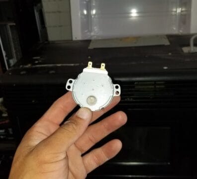 Micro-ondas com Prato que Não Gira